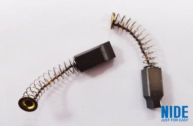 කාබන් බුරුසු වල ද්රව්ය සහ වැදගත්කම